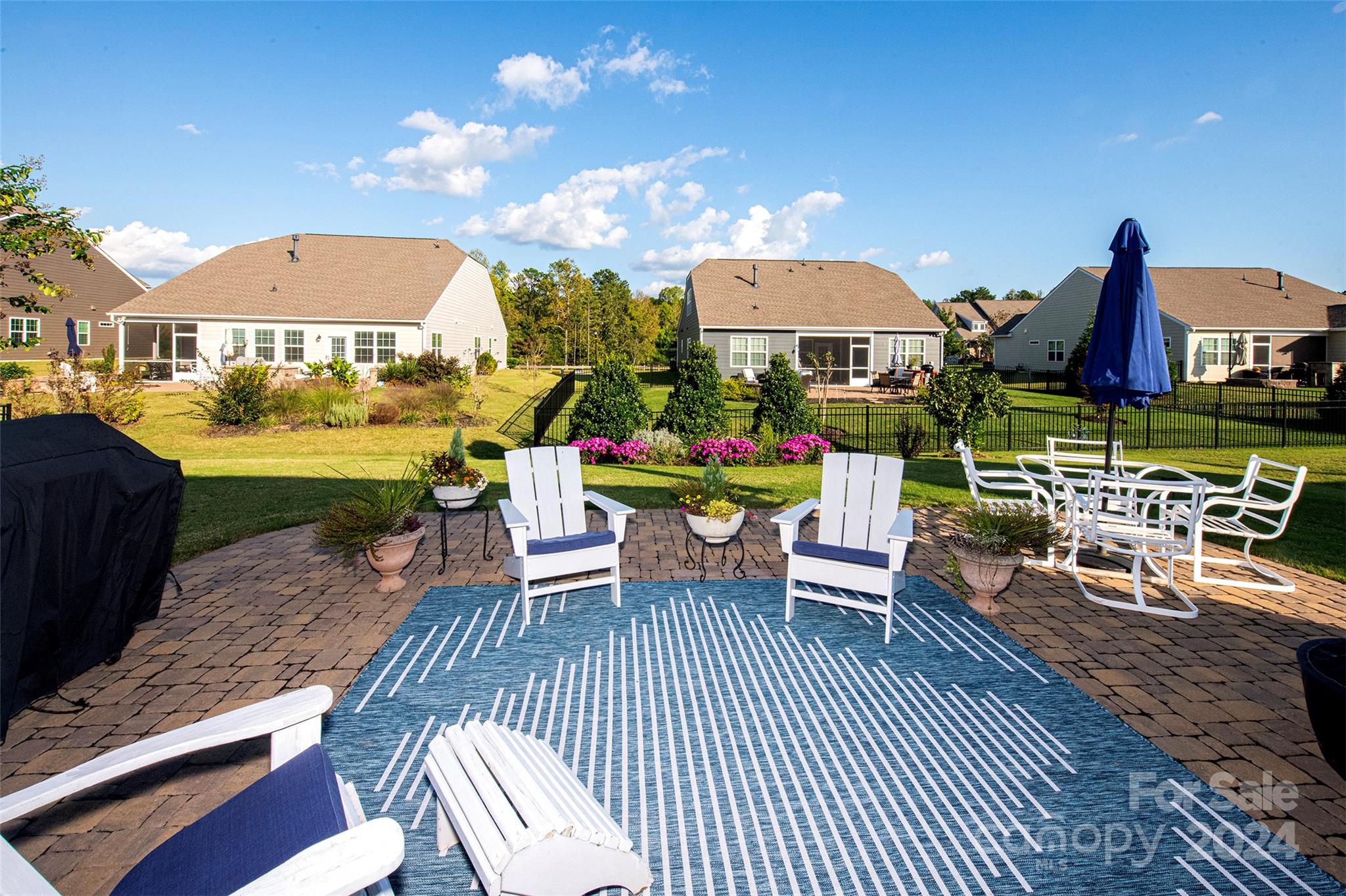 Tree Tops - Residential