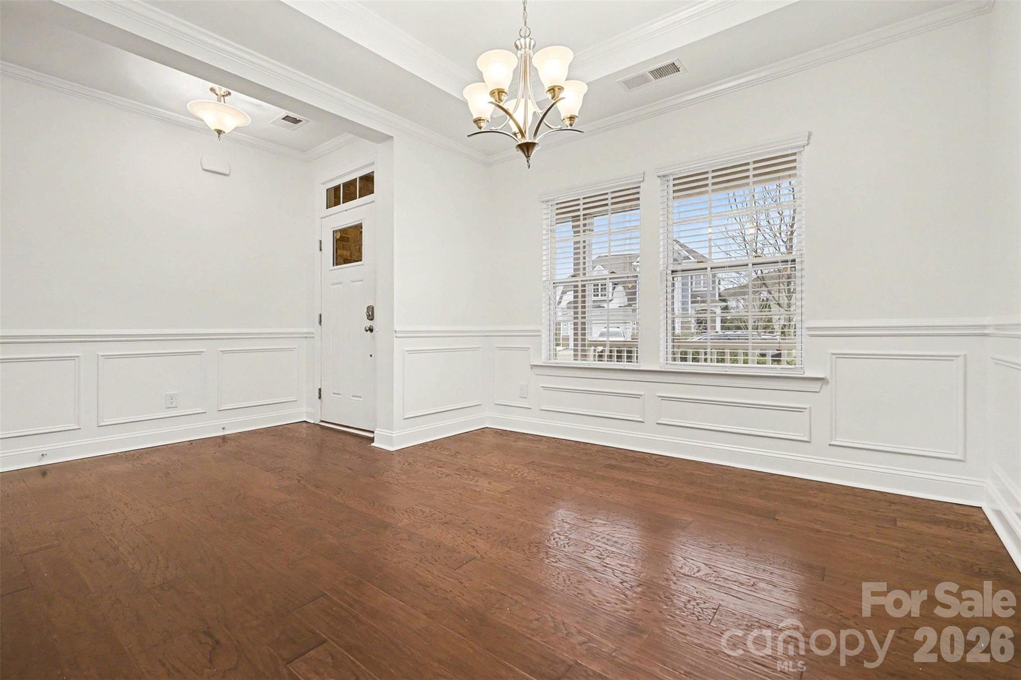 109 Creekside Crossing Lane