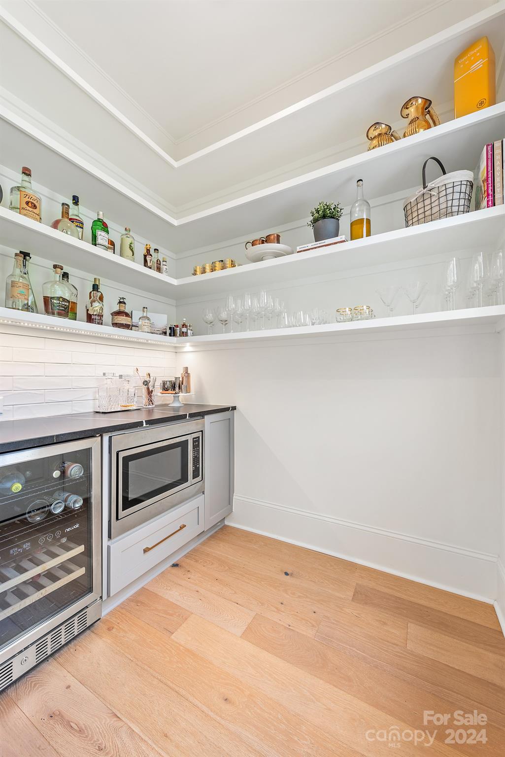 Hollins Grove - Residential