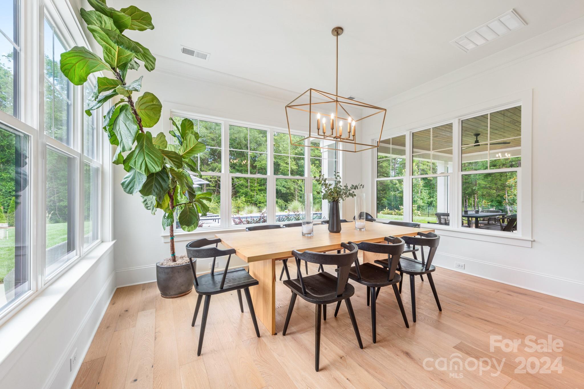 Hollins Grove - Residential