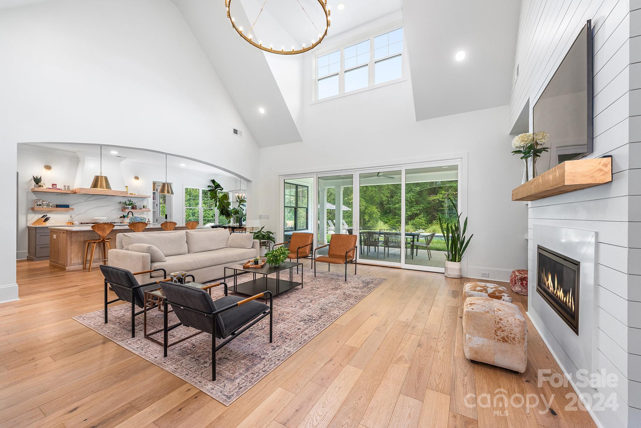 Hollins Grove - Residential