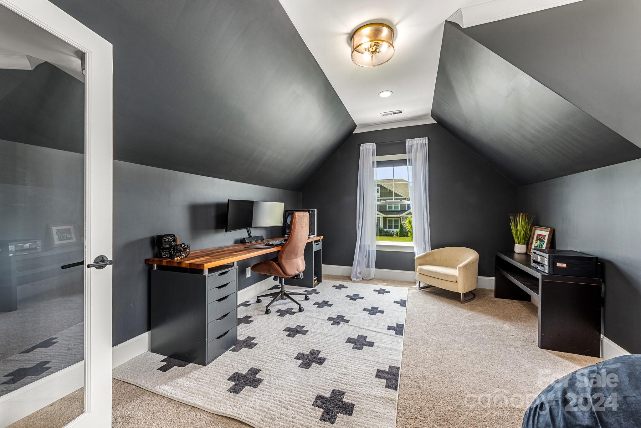 Hollins Grove - Residential