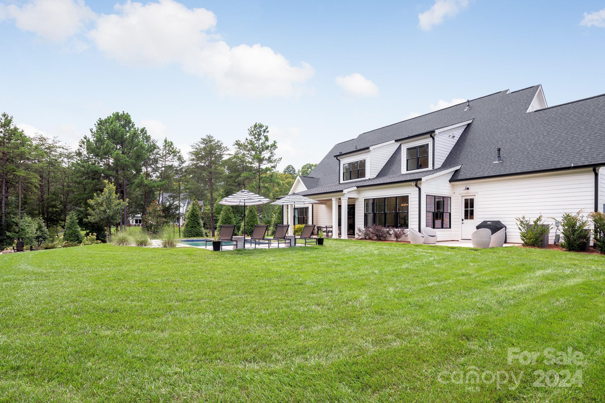 Hollins Grove - Residential