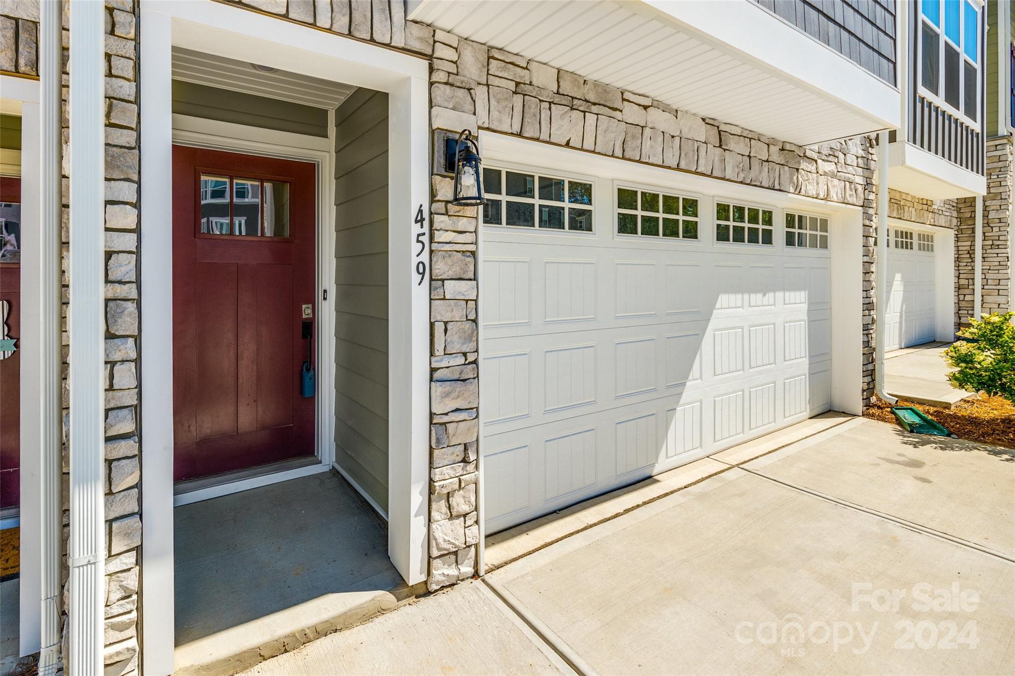 Trinity Townes - Residential