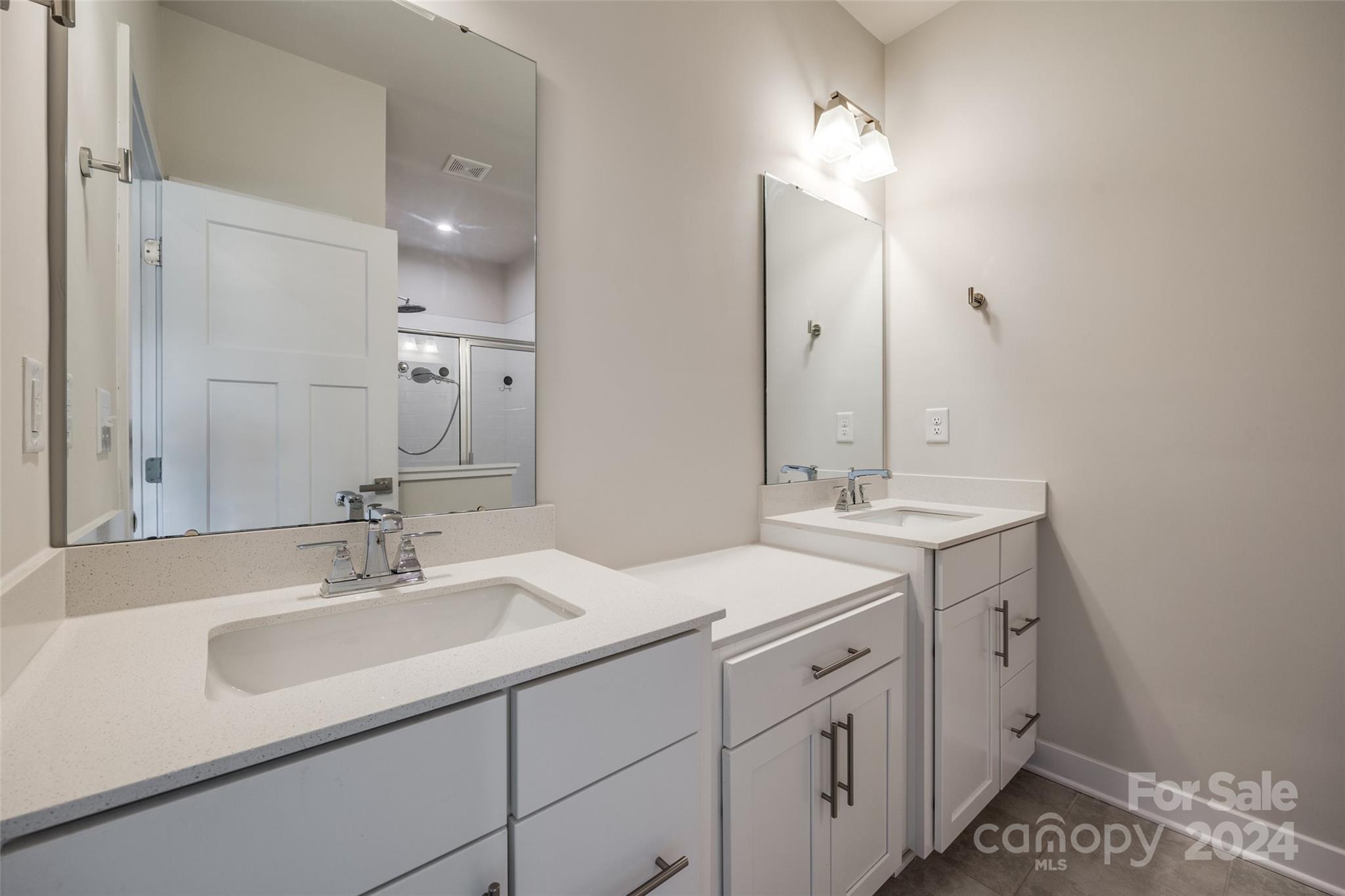 Trinity Townes - Residential