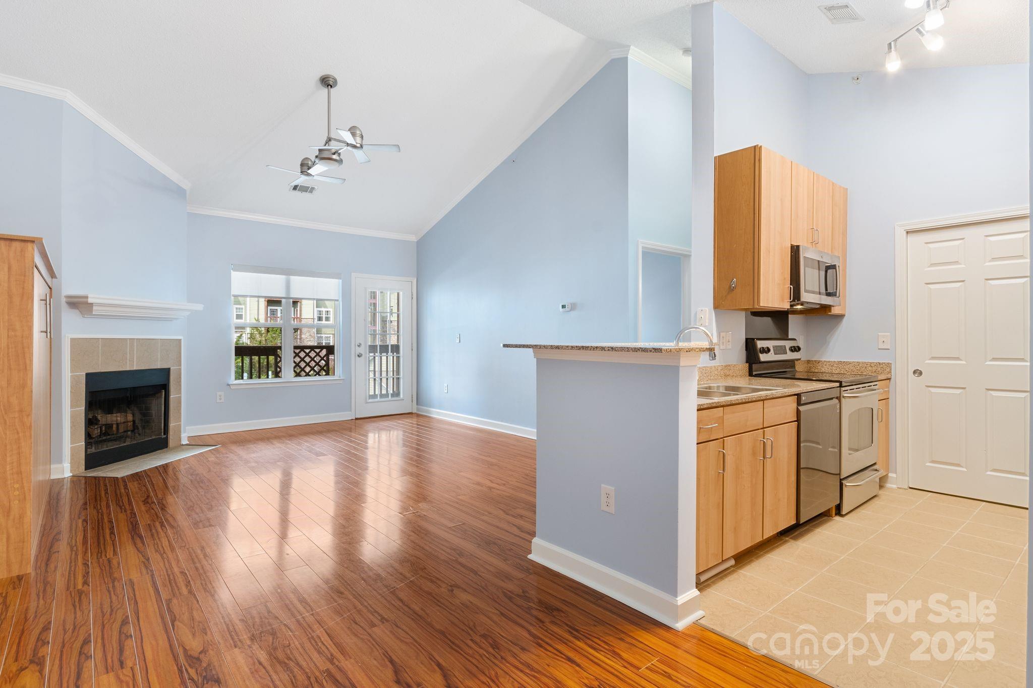 1000 Olde Eastwood Village Boulevard 307