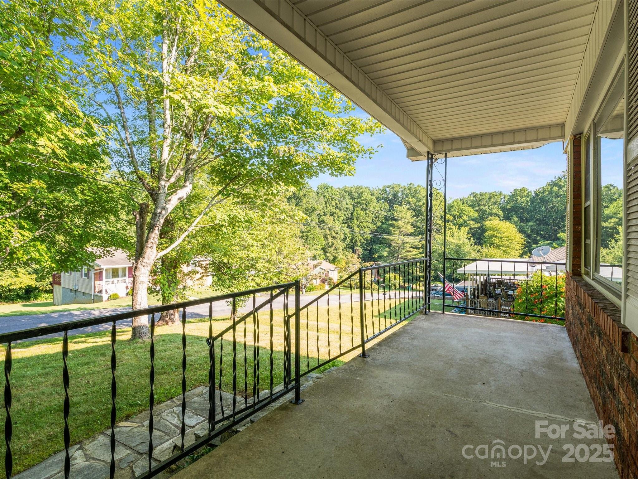 21 Cedar Hill Circle