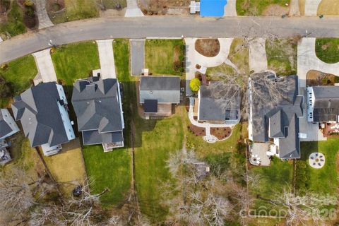 3012 Hanson Drive Charlotte NC 28207