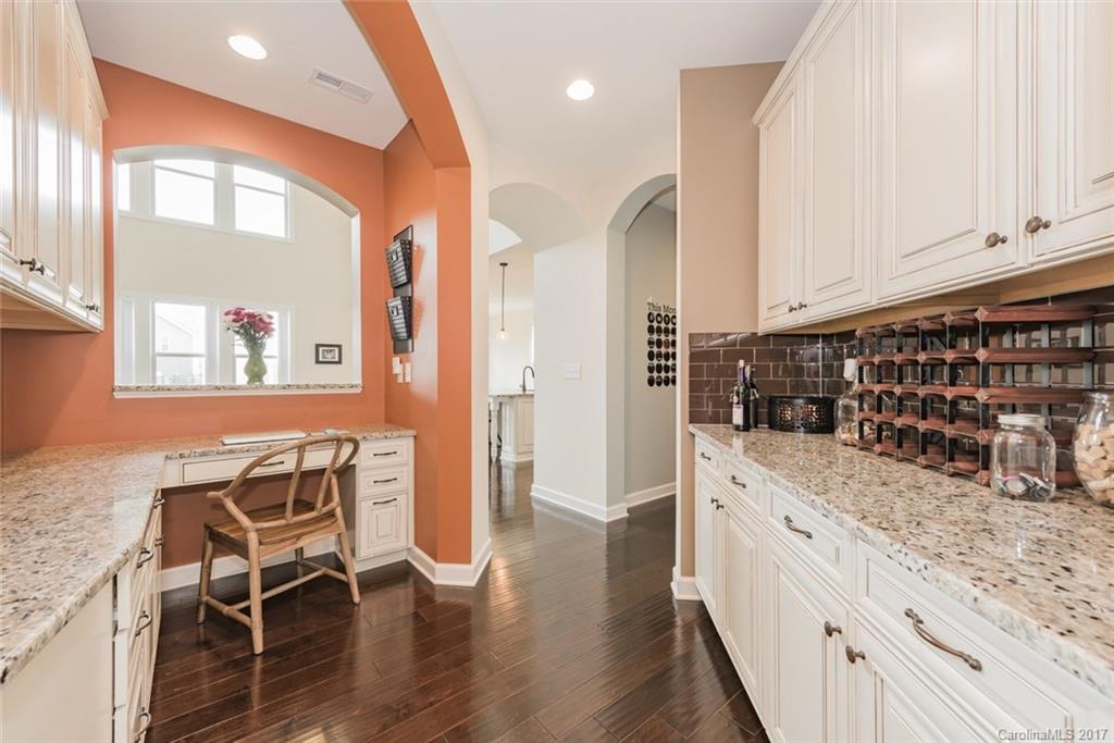 Riverchase - Residential
