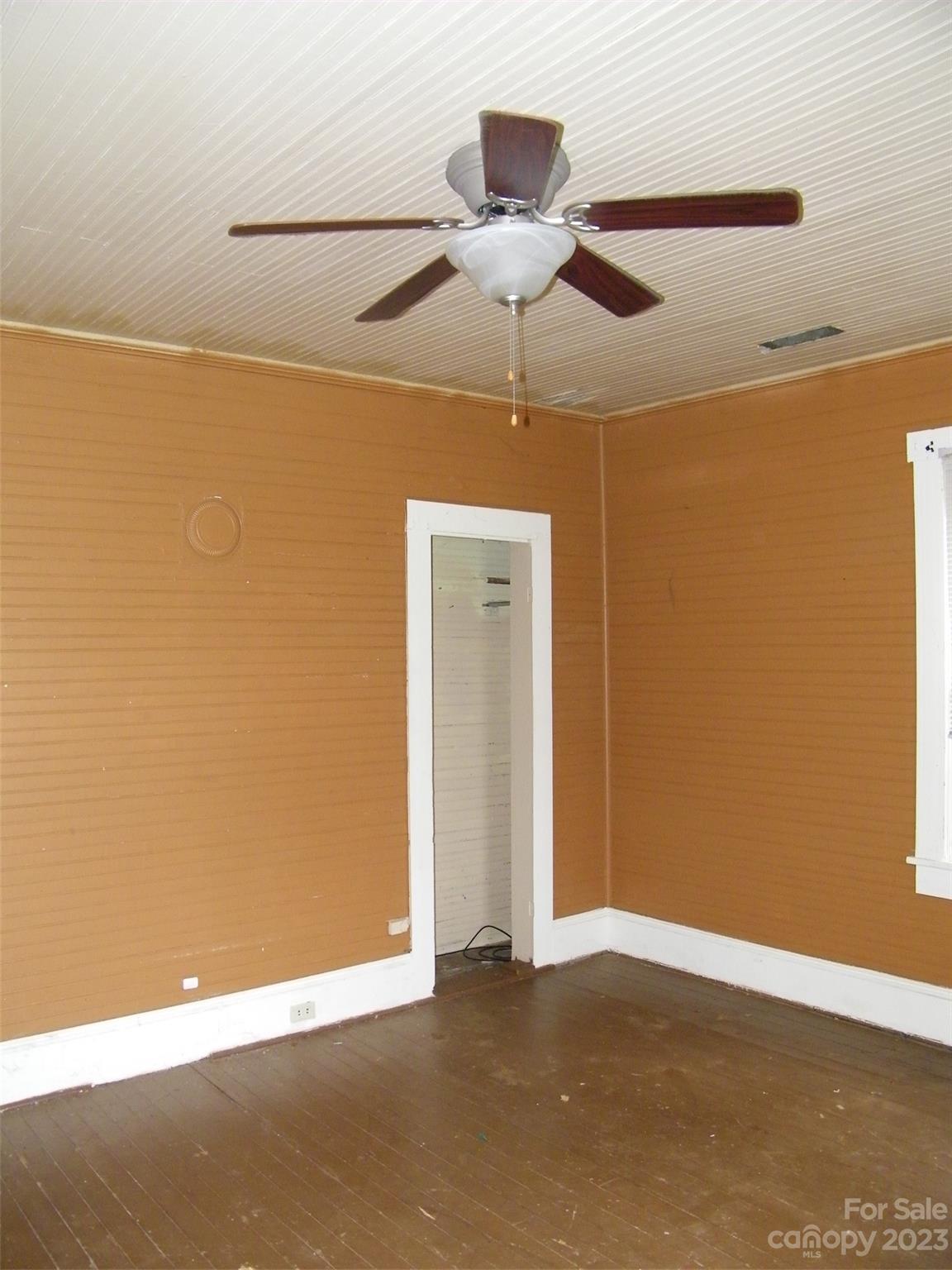 Twelve Oaks - Residential