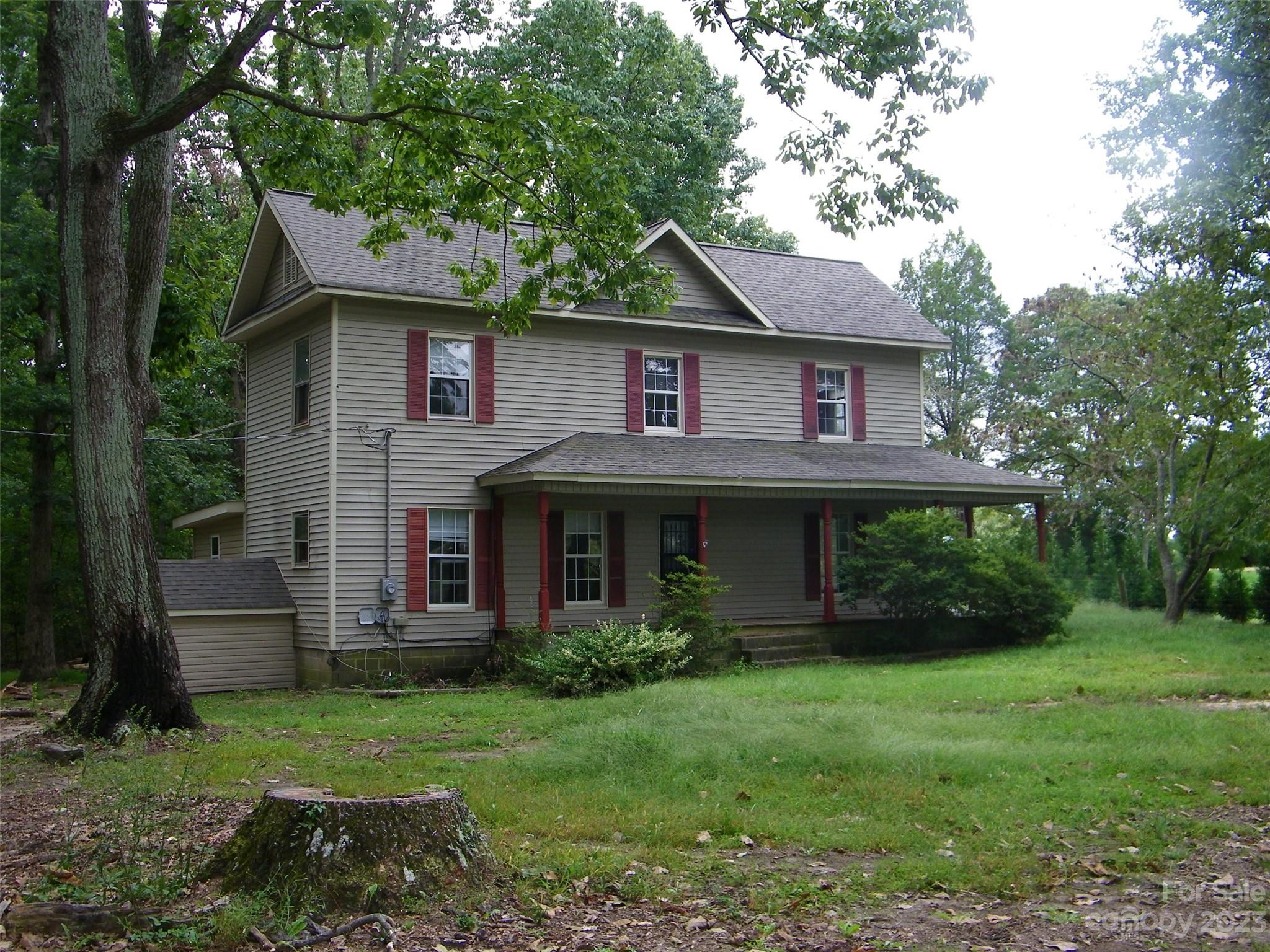 Twelve Oaks - Residential