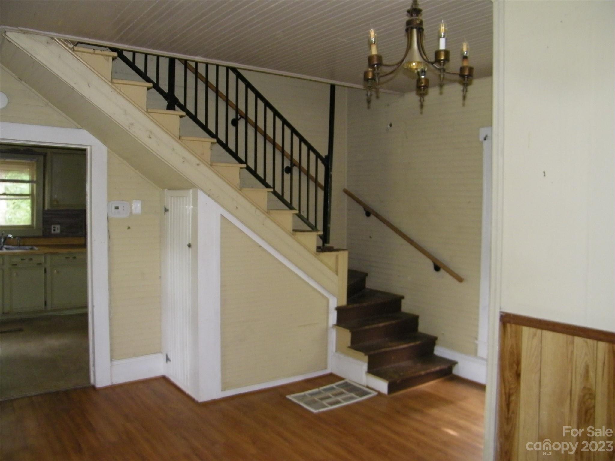 Twelve Oaks - Residential