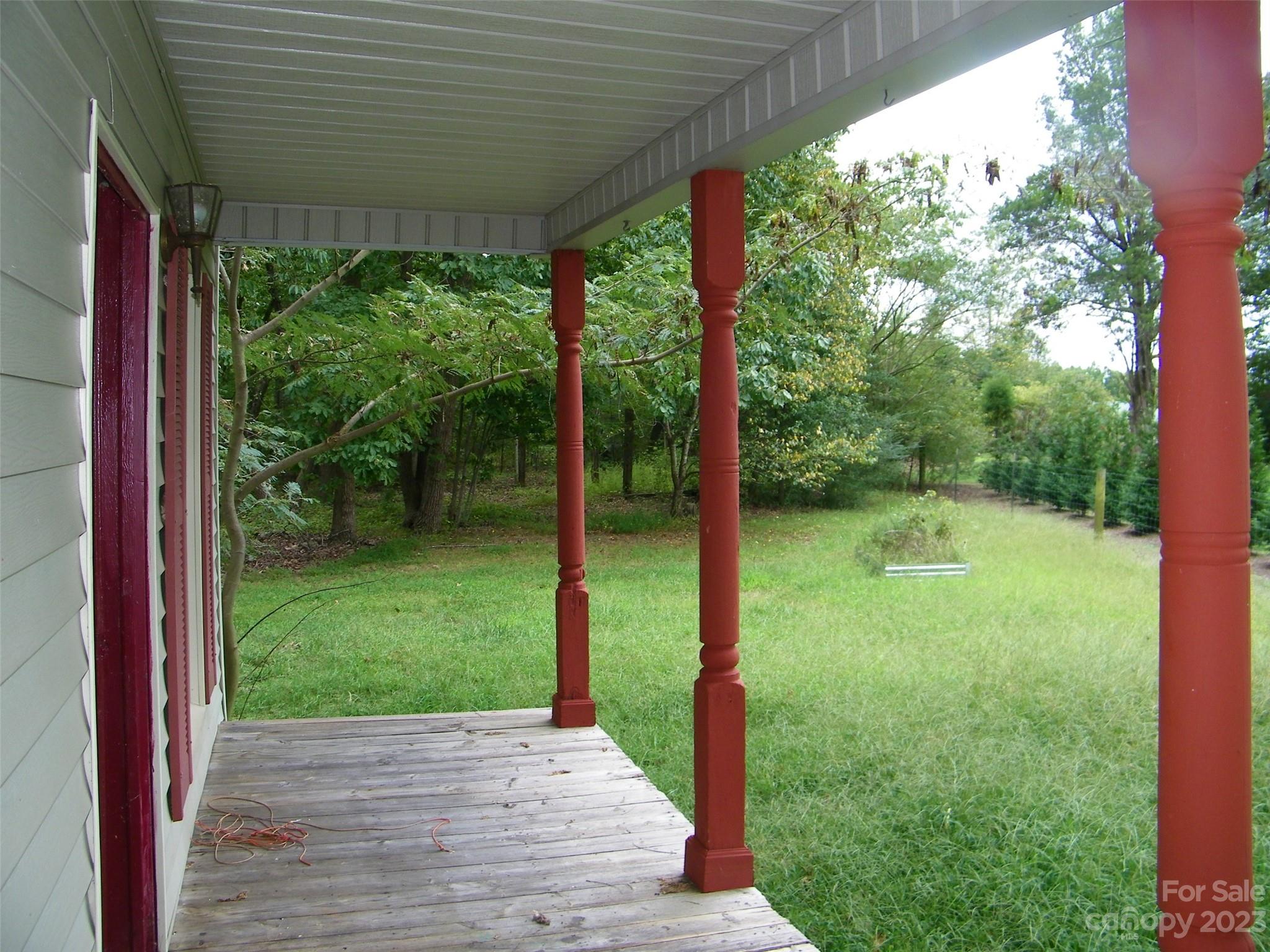 Twelve Oaks - Residential