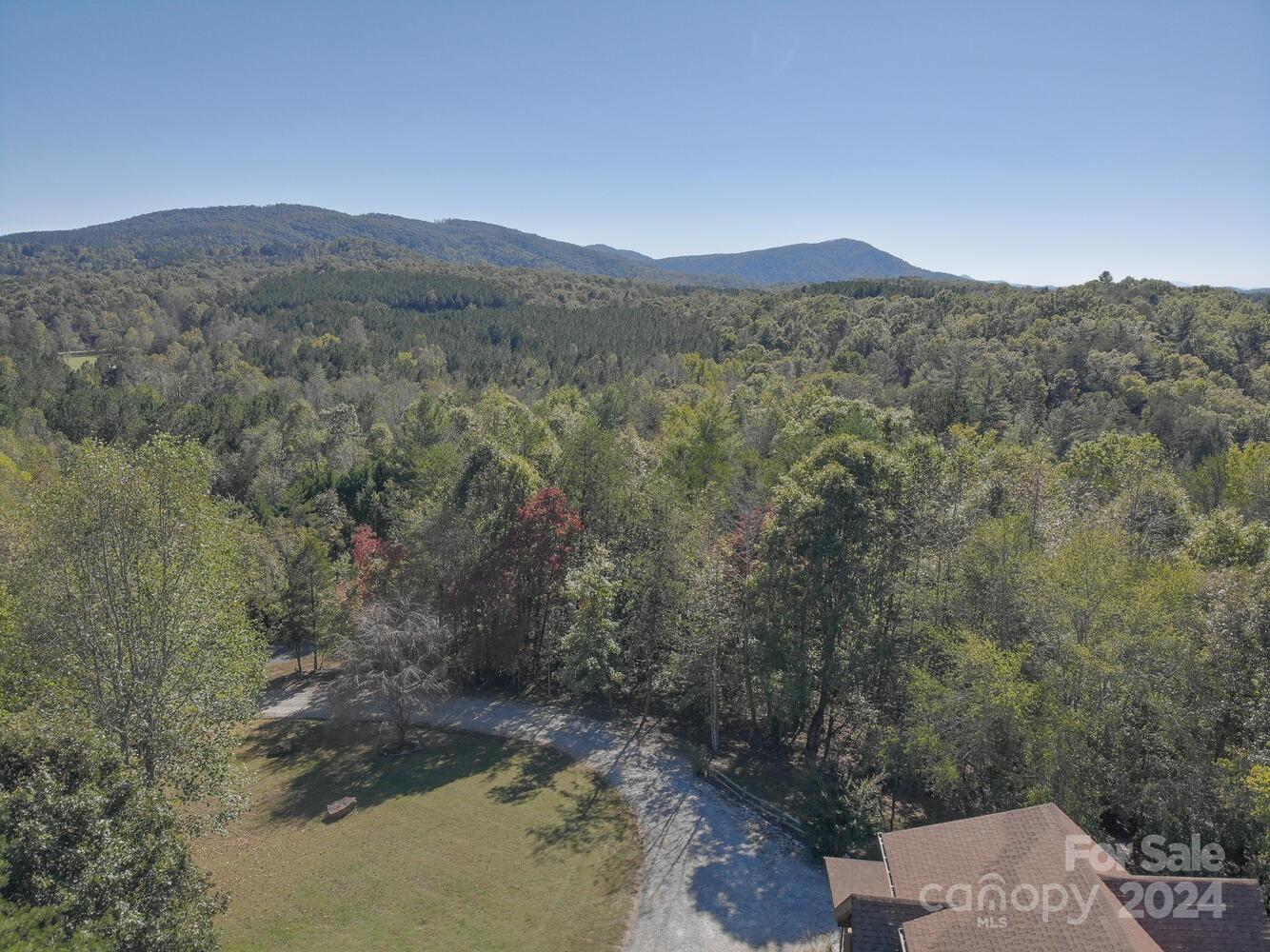 460 Cascades Parkway