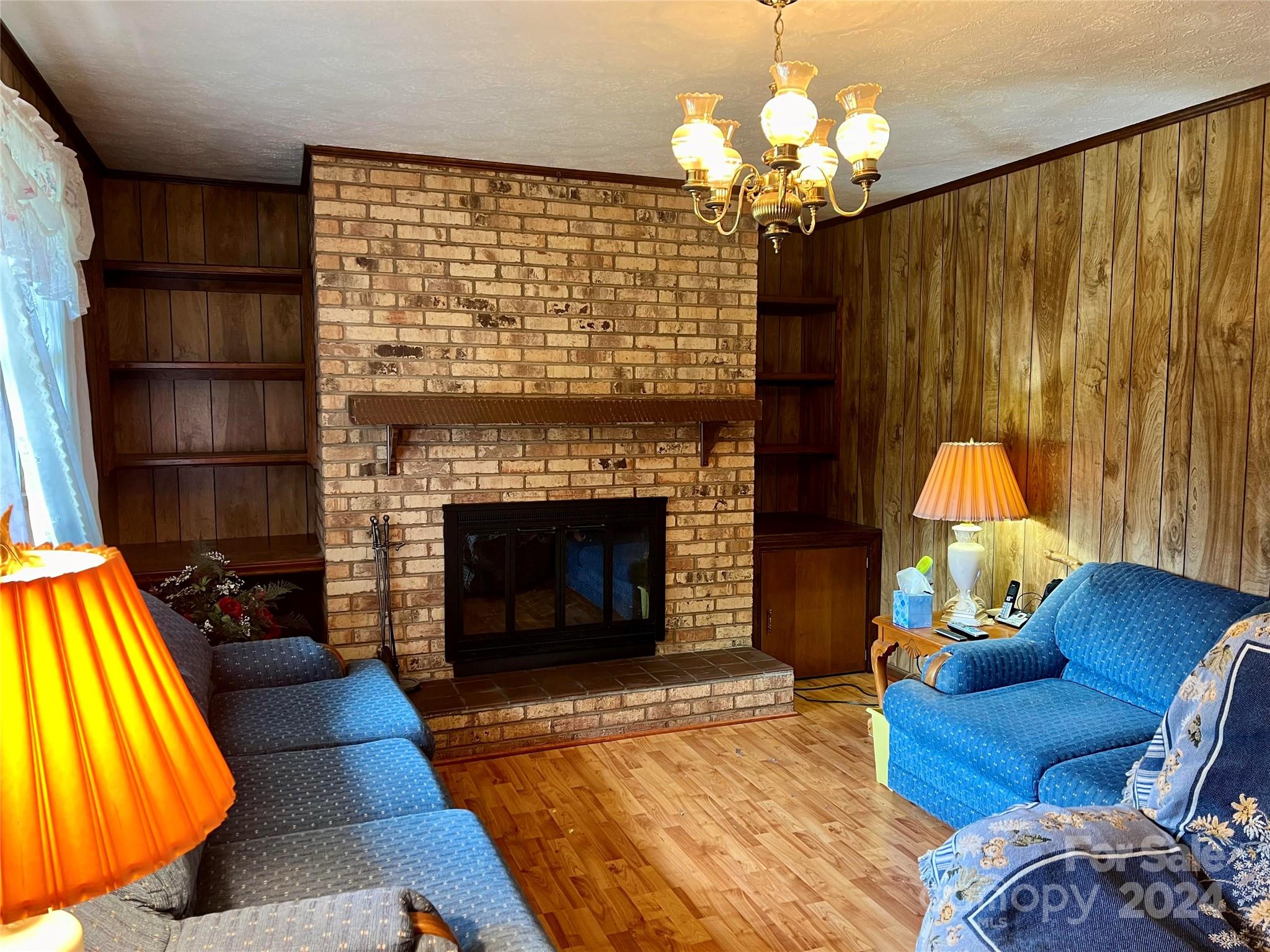 Mountain Shadows - Residential