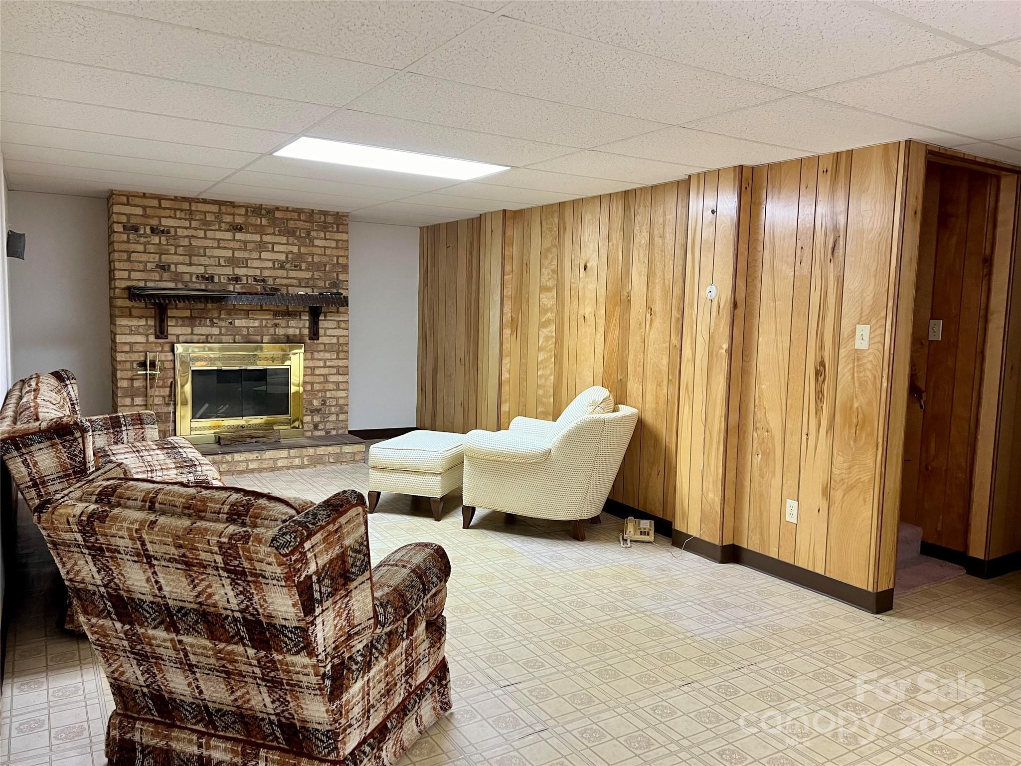 Mountain Shadows - Residential