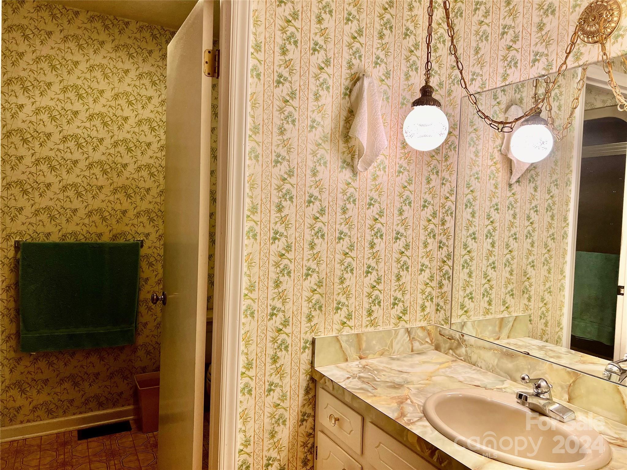 Mountain Shadows - Residential