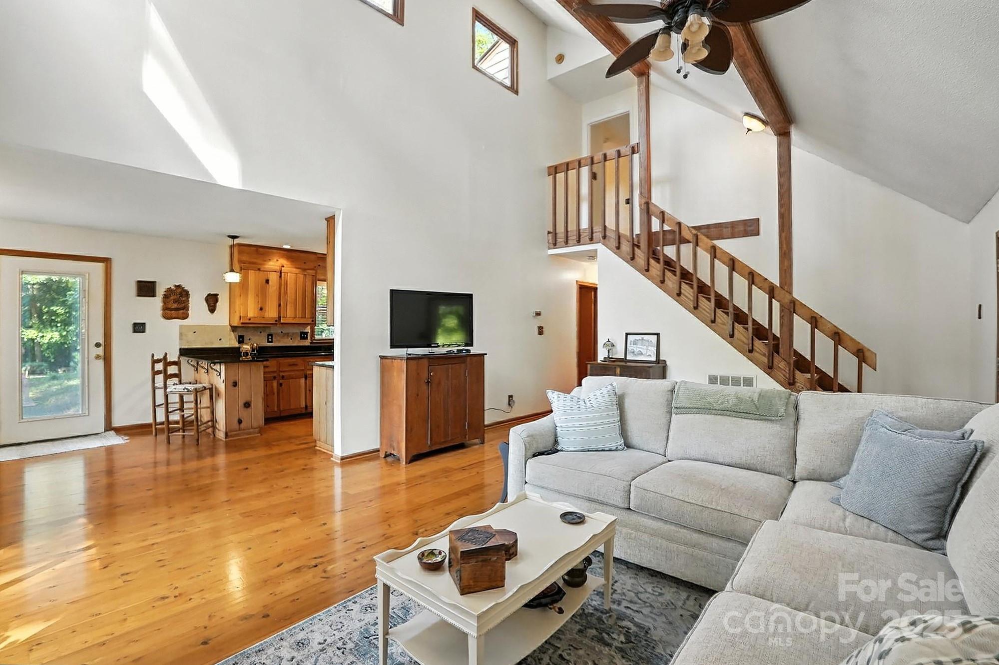 1119 Palmyra Drive