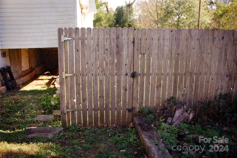 A home in Rutherfordton