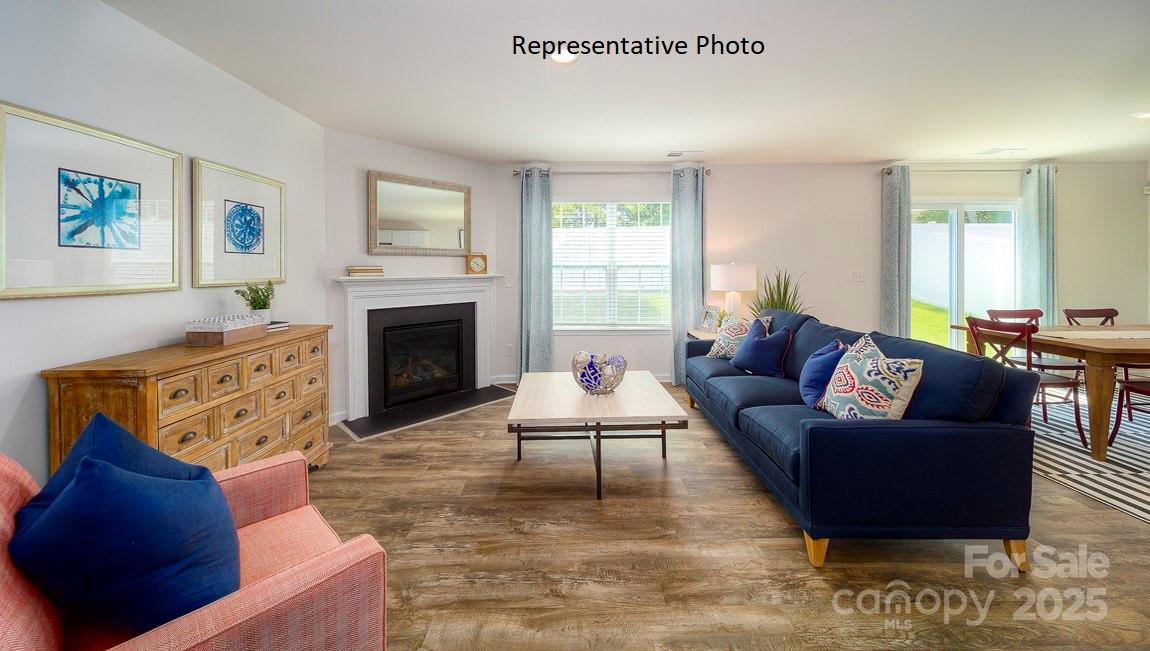 1046 Horizon Lane