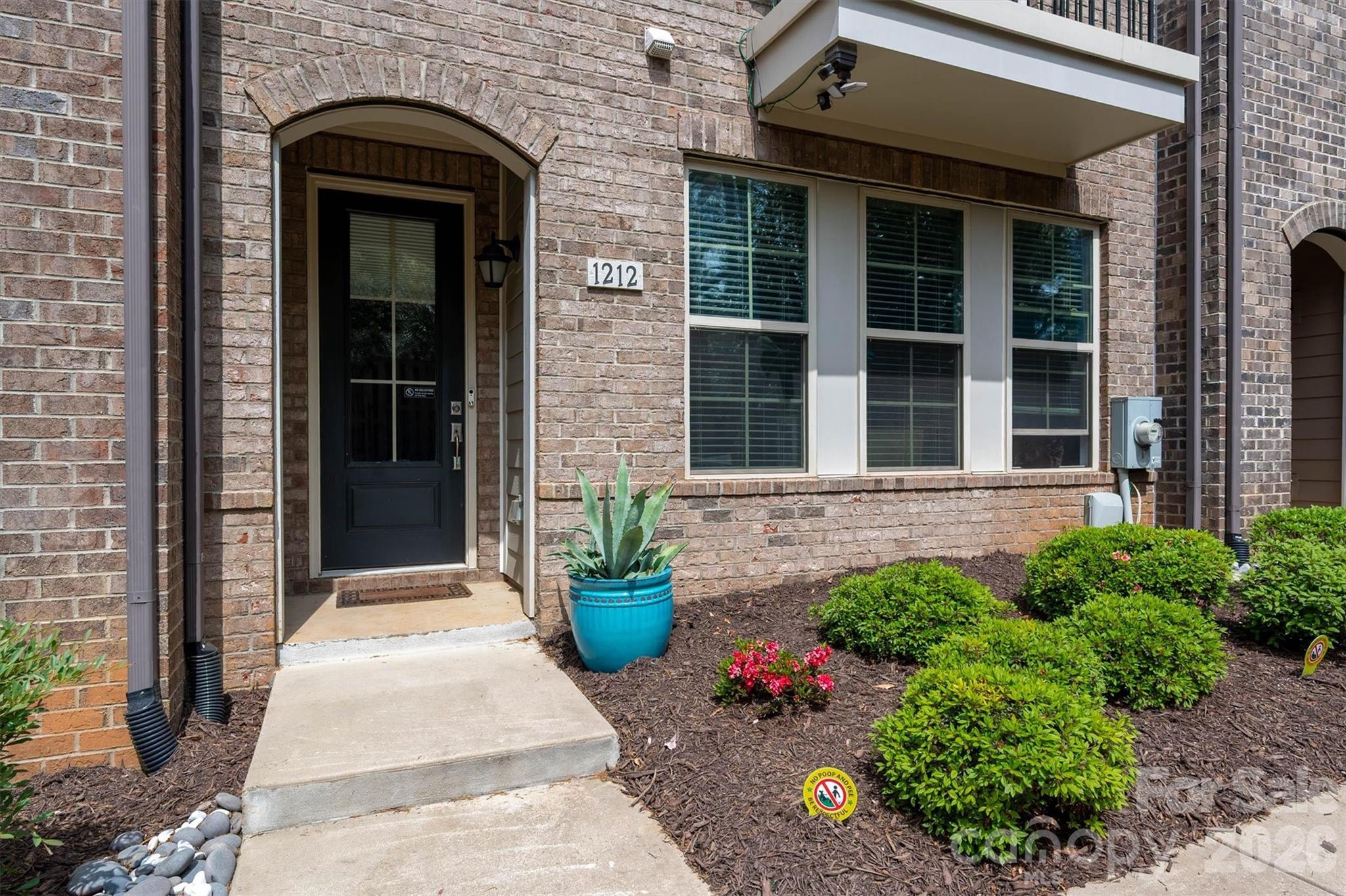 1212 Madison Towns Lane