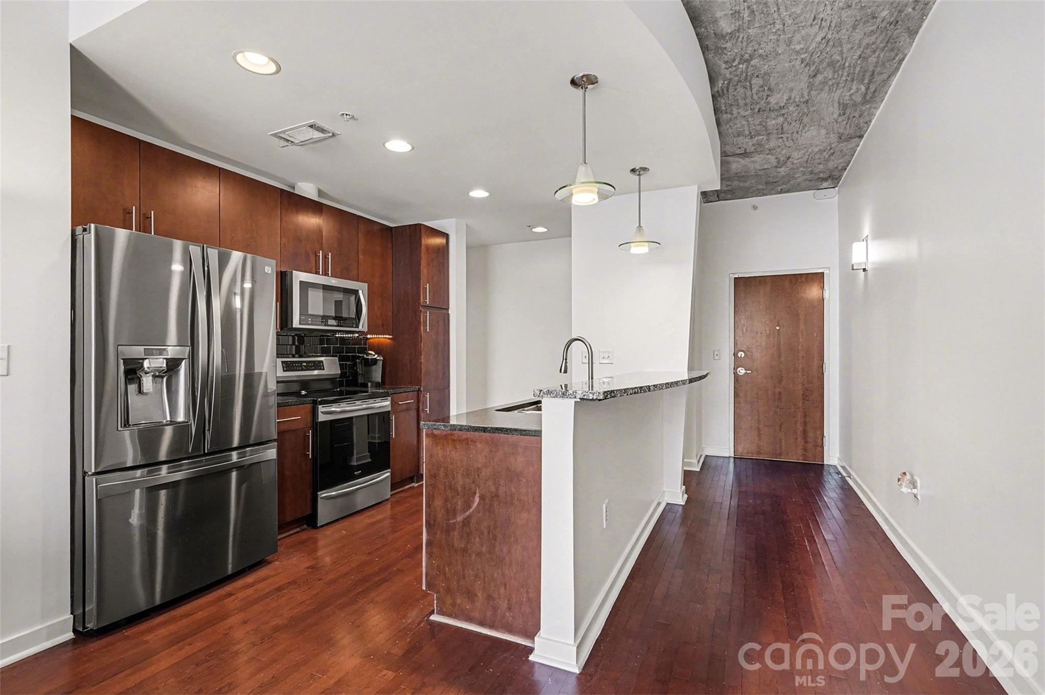 Avenue Condominiums - Residential