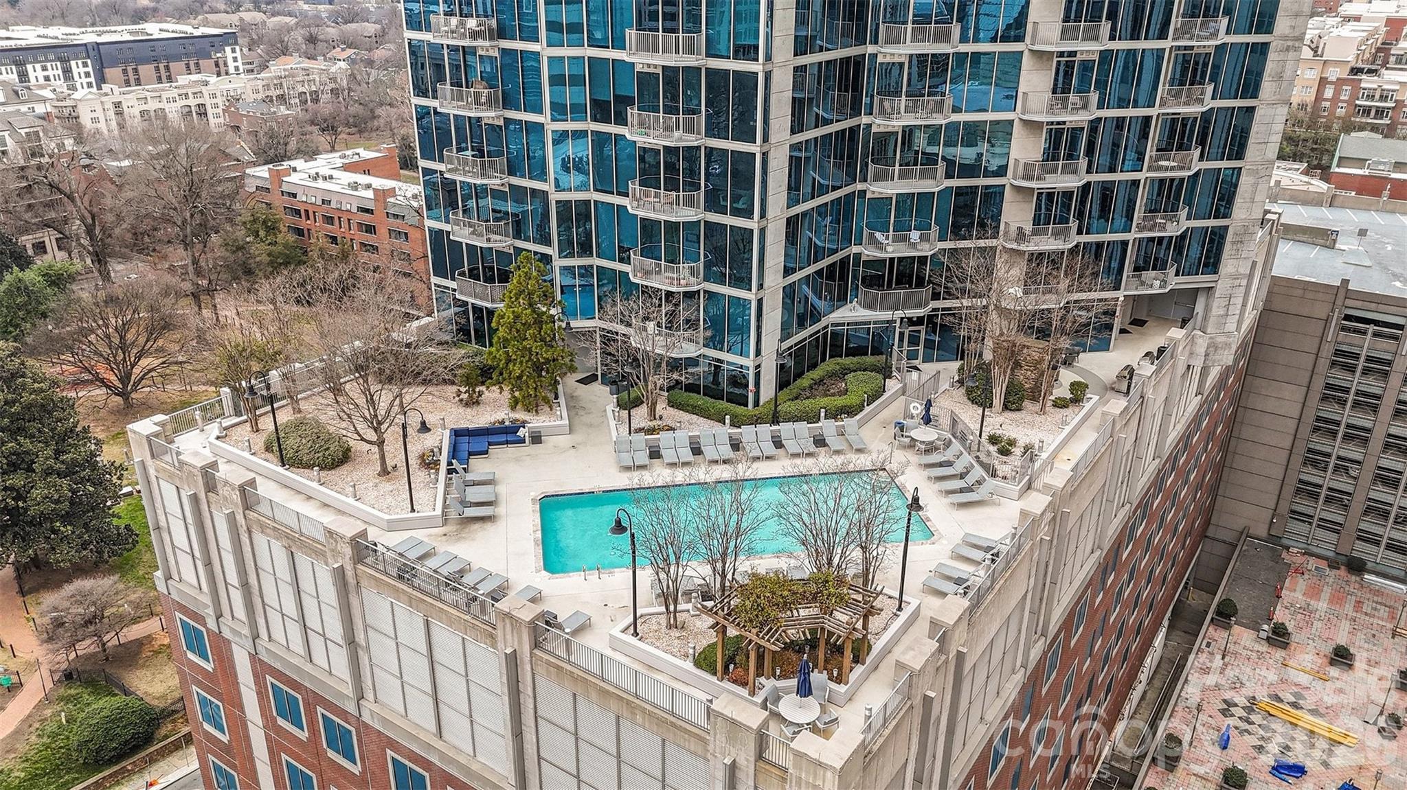 Avenue Condominiums - Residential