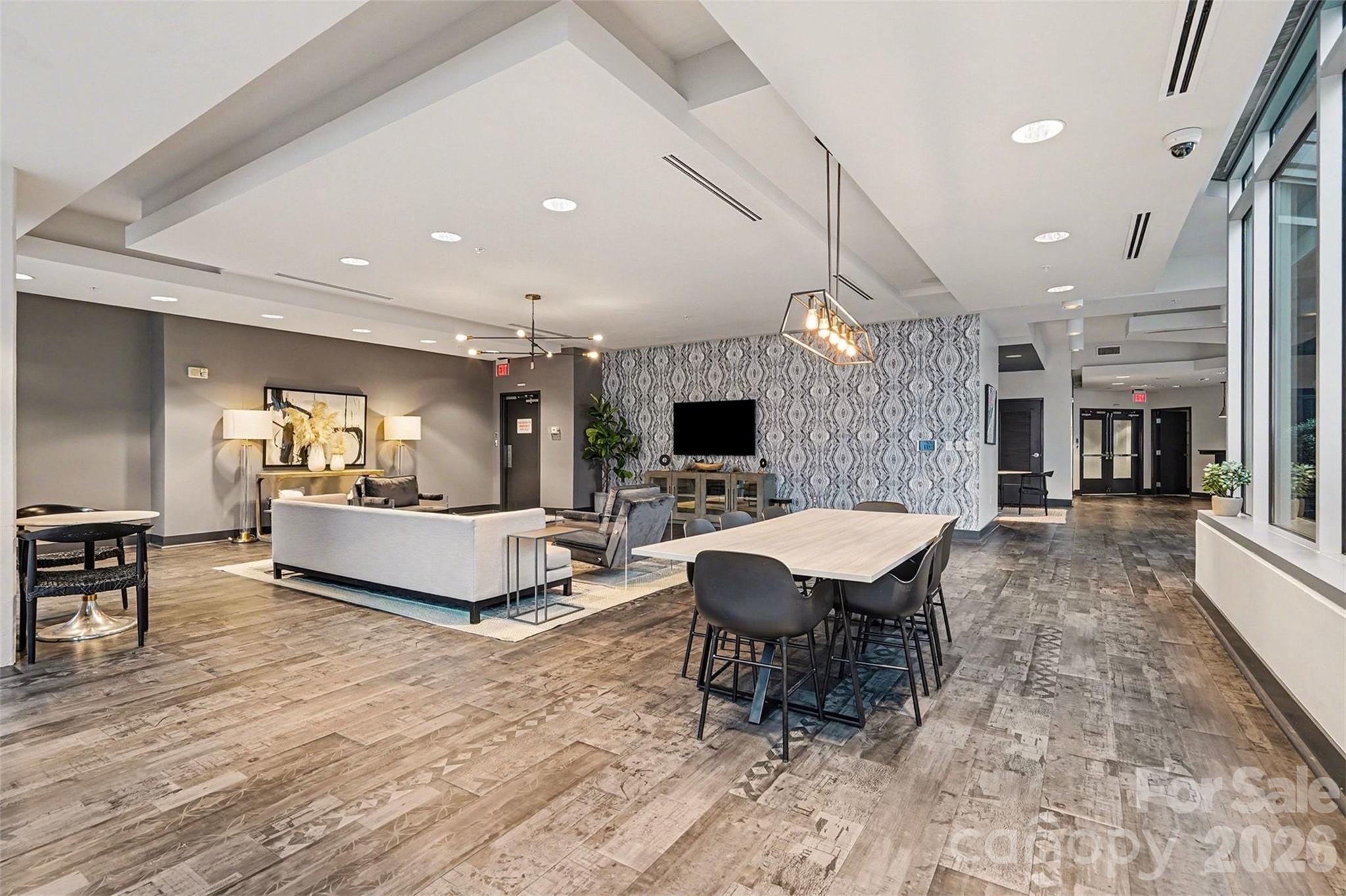 Avenue Condominiums - Residential