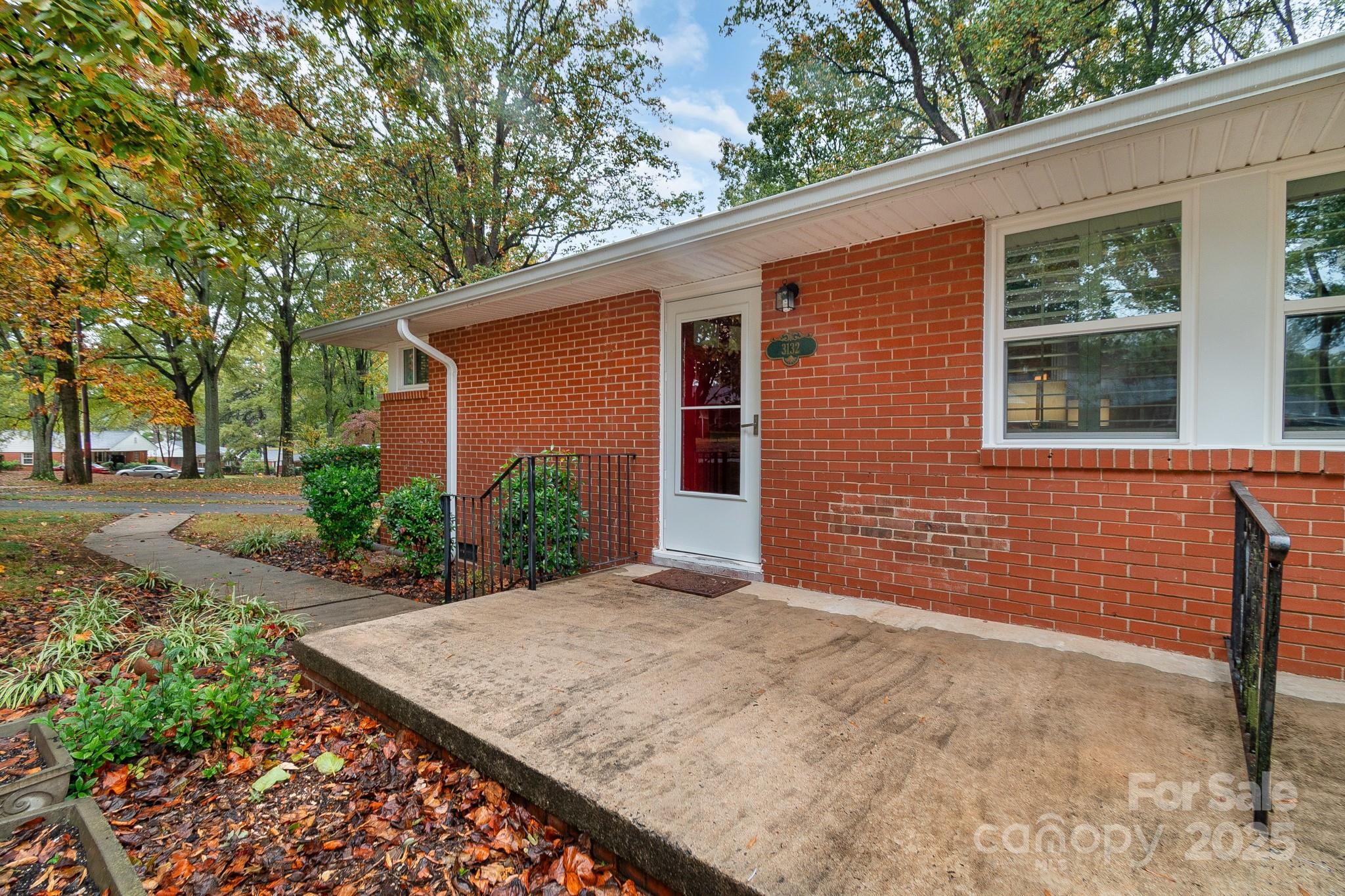 3132 Marlborough Road