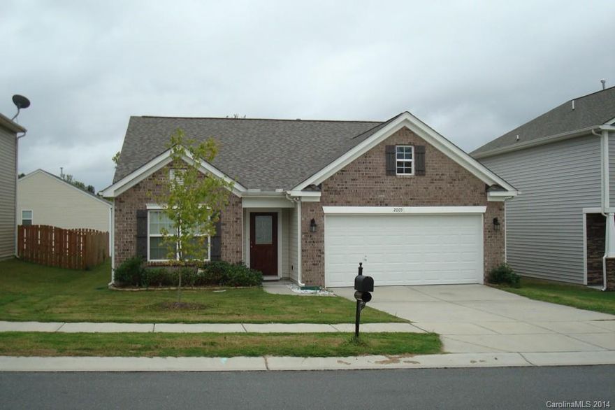 Why wait for new construction!  Ranch floorplan with gas fireplace, vaulted ceilings, blinds, refrigerator. Needs paint/carpet.  Nice little floorplan and so convenient to Hwy 521 & 160.