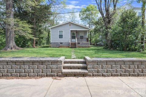 Photo of 545 Gantt Street, Mooresville, NC 28115 (MLS # 4364795)