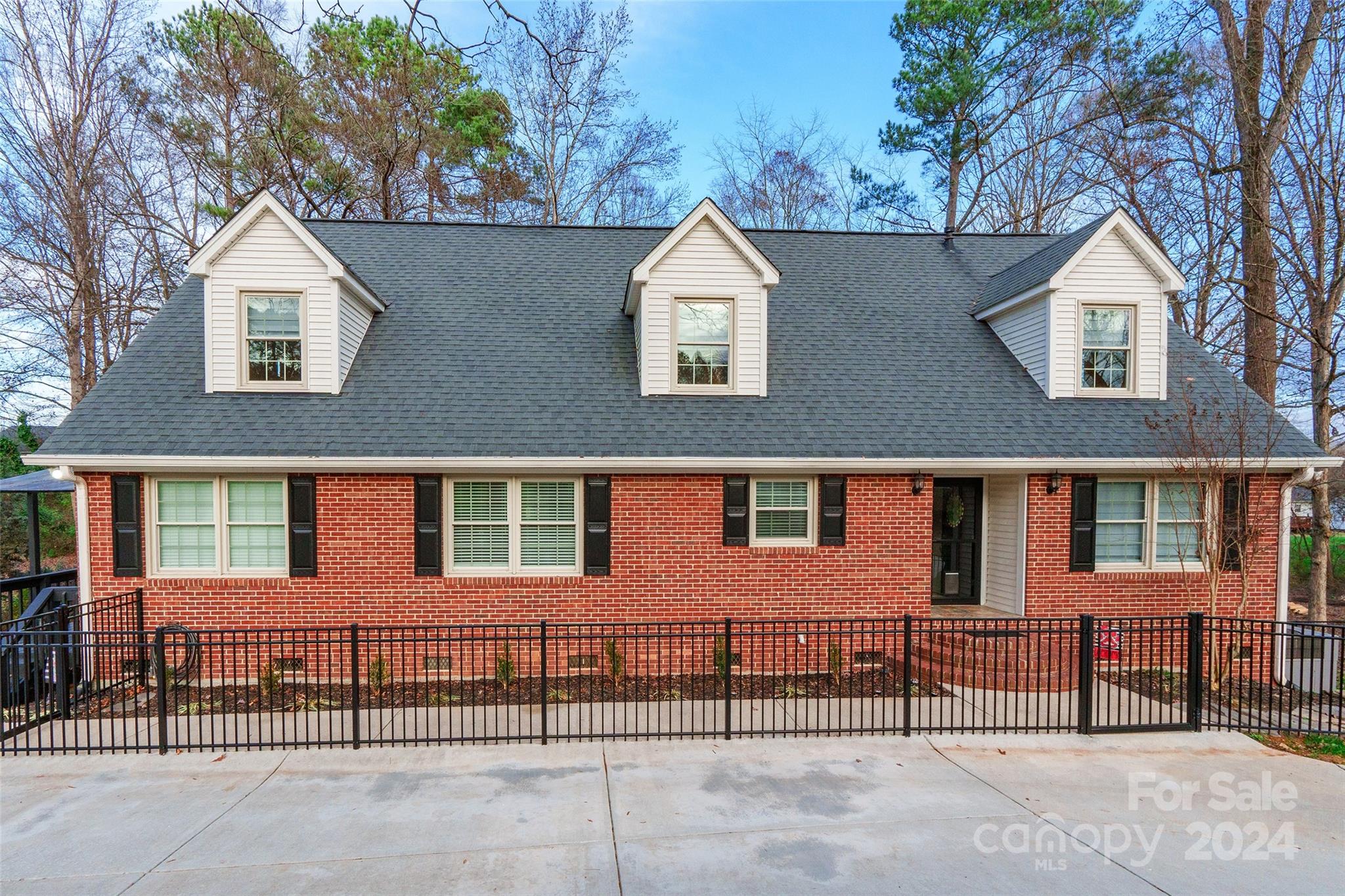 Wintercrest - Residential