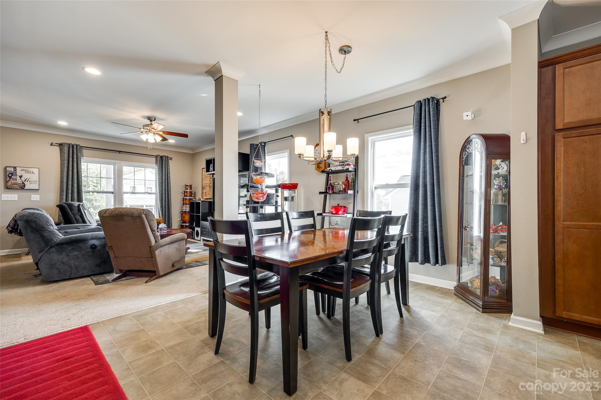 Ellis Pond - Residential