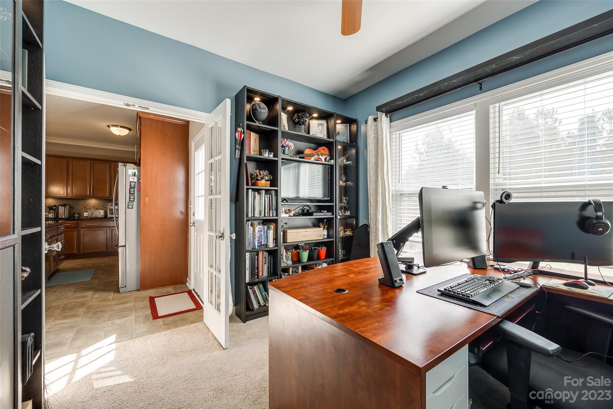 Ellis Pond - Residential