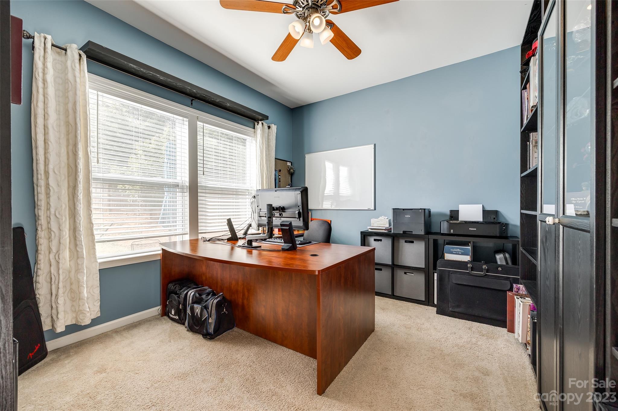 Ellis Pond - Residential