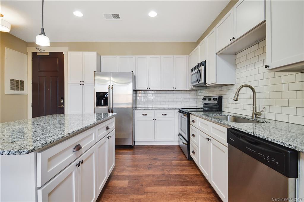 Riverwalk - Residential Lease