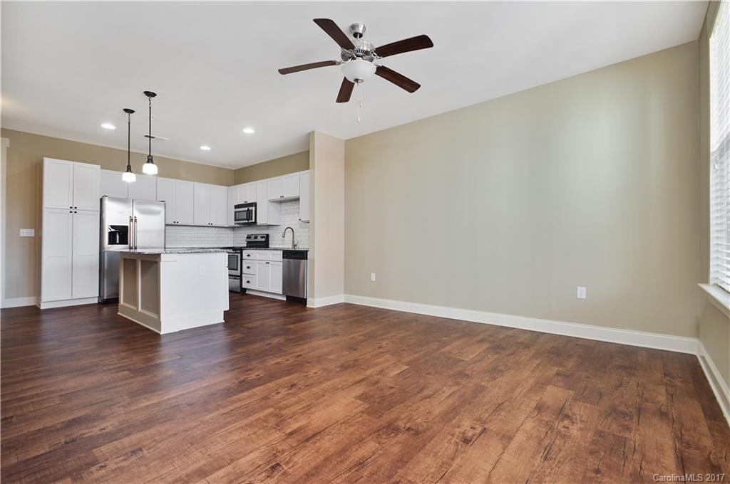 Riverwalk - Residential Lease