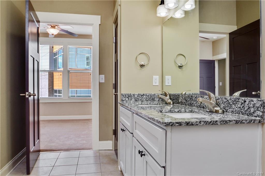 Riverwalk - Residential Lease