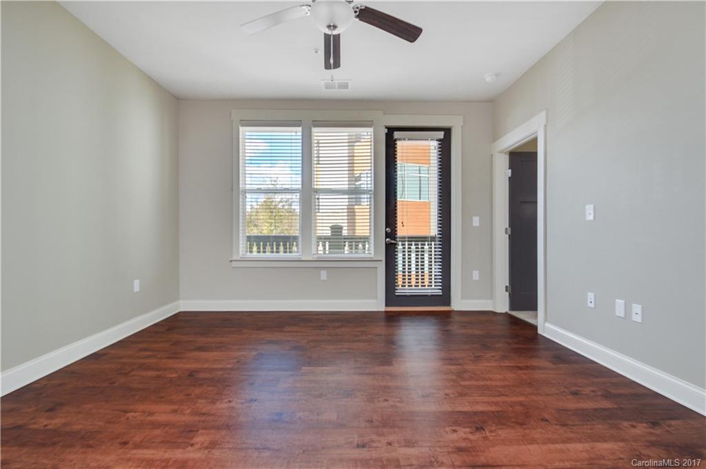 Riverwalk - Residential Lease