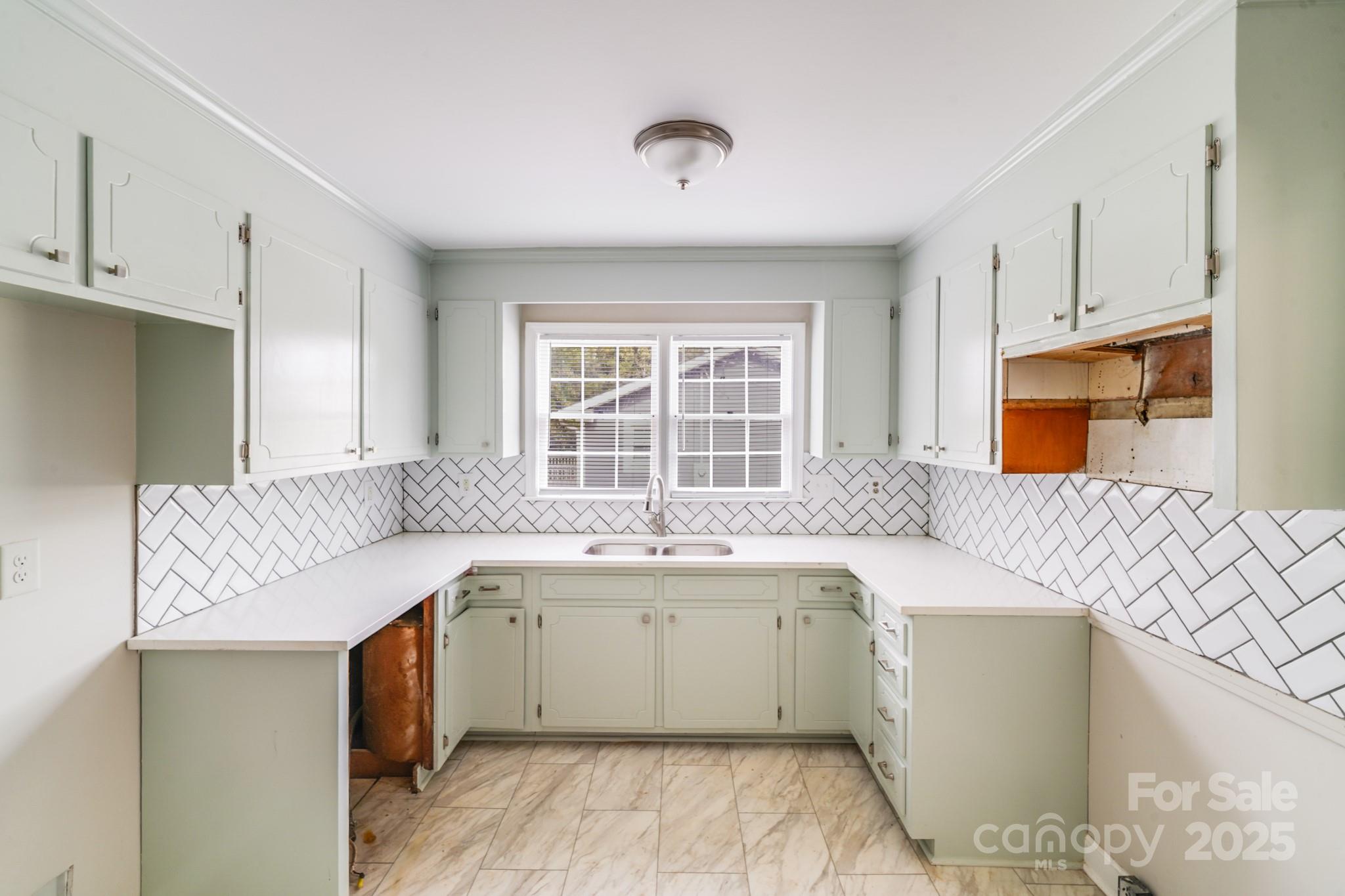 8337 Reedy Creek Road