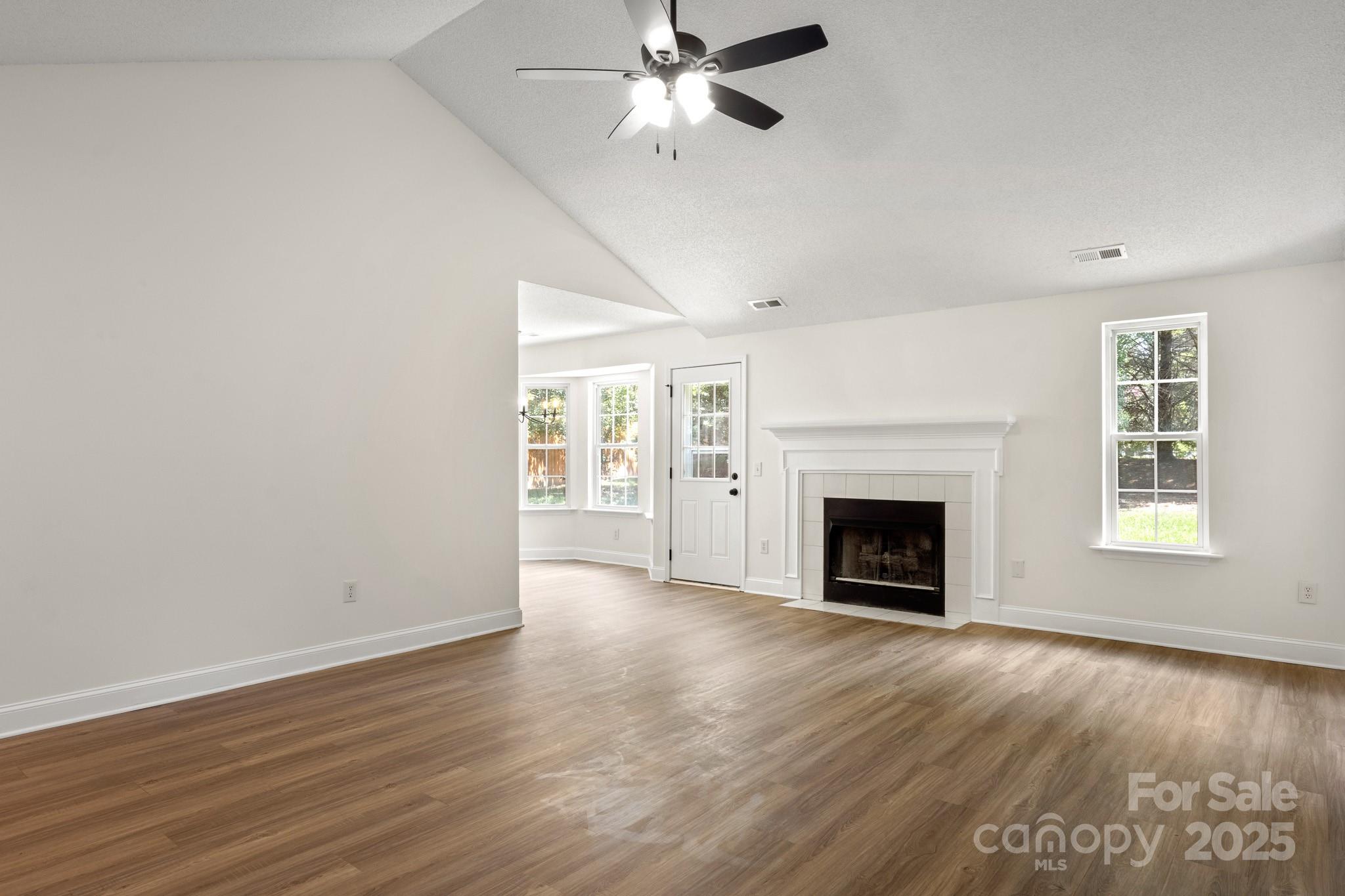 2210 Dawn Ridge