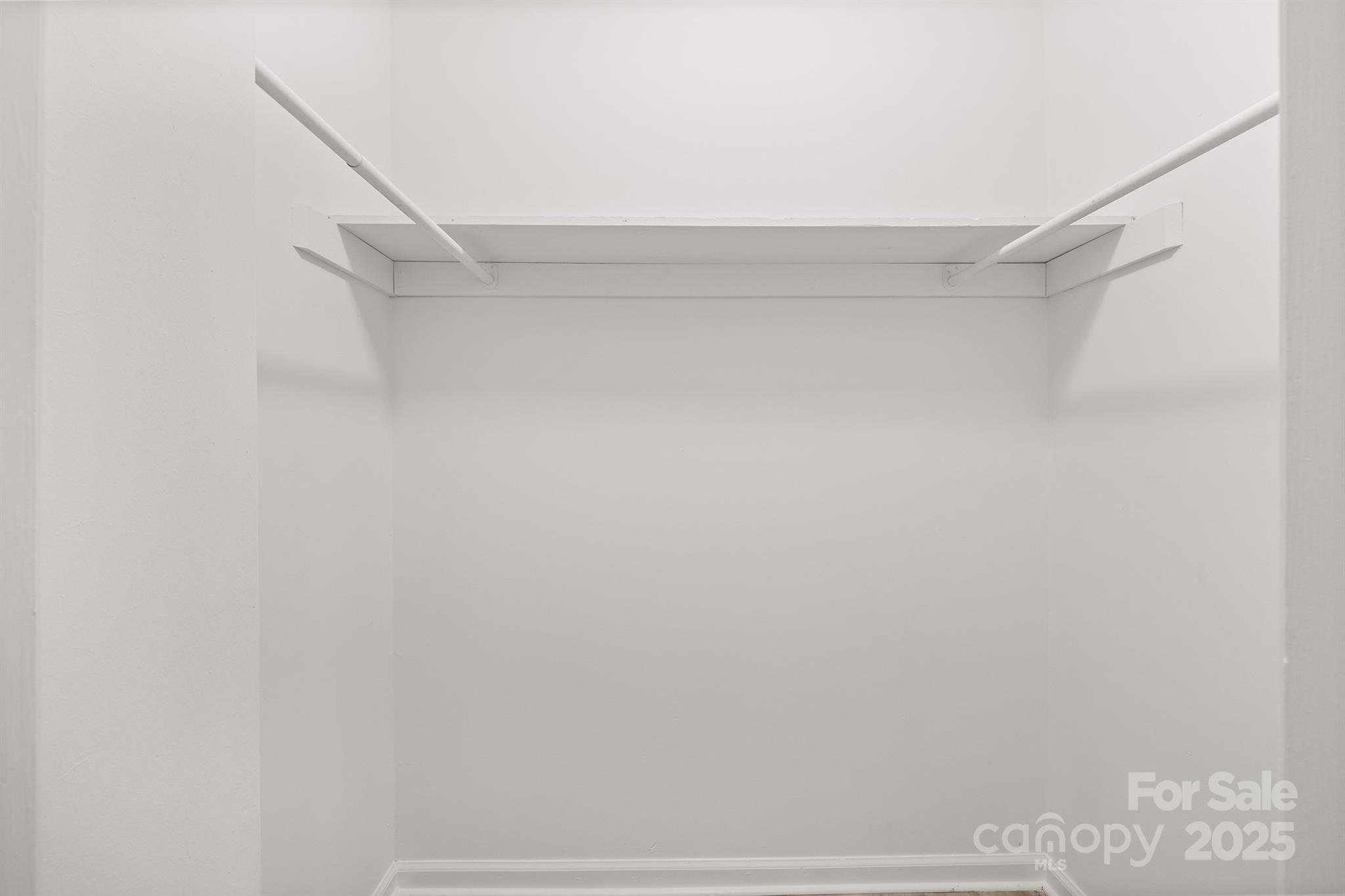 Tega Cay - Residential