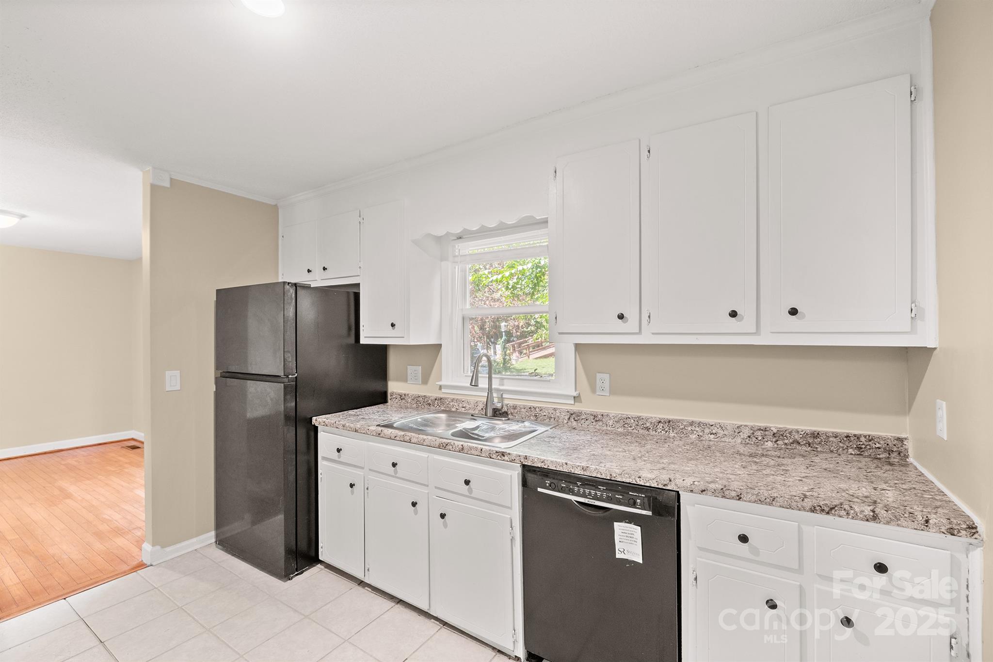 Tega Cay - Residential