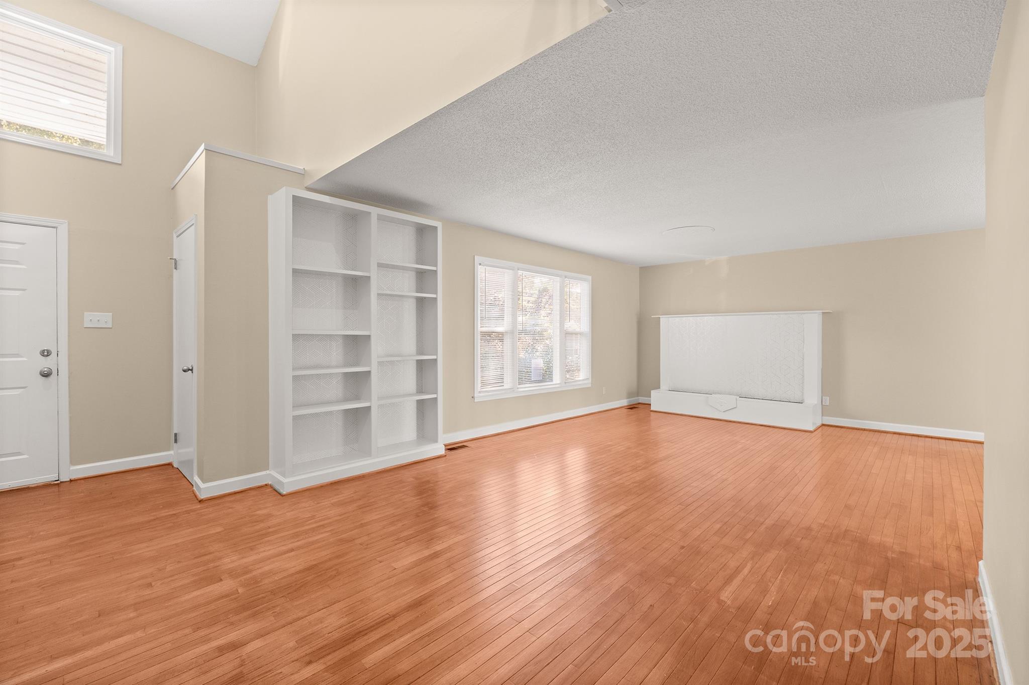 Tega Cay - Residential