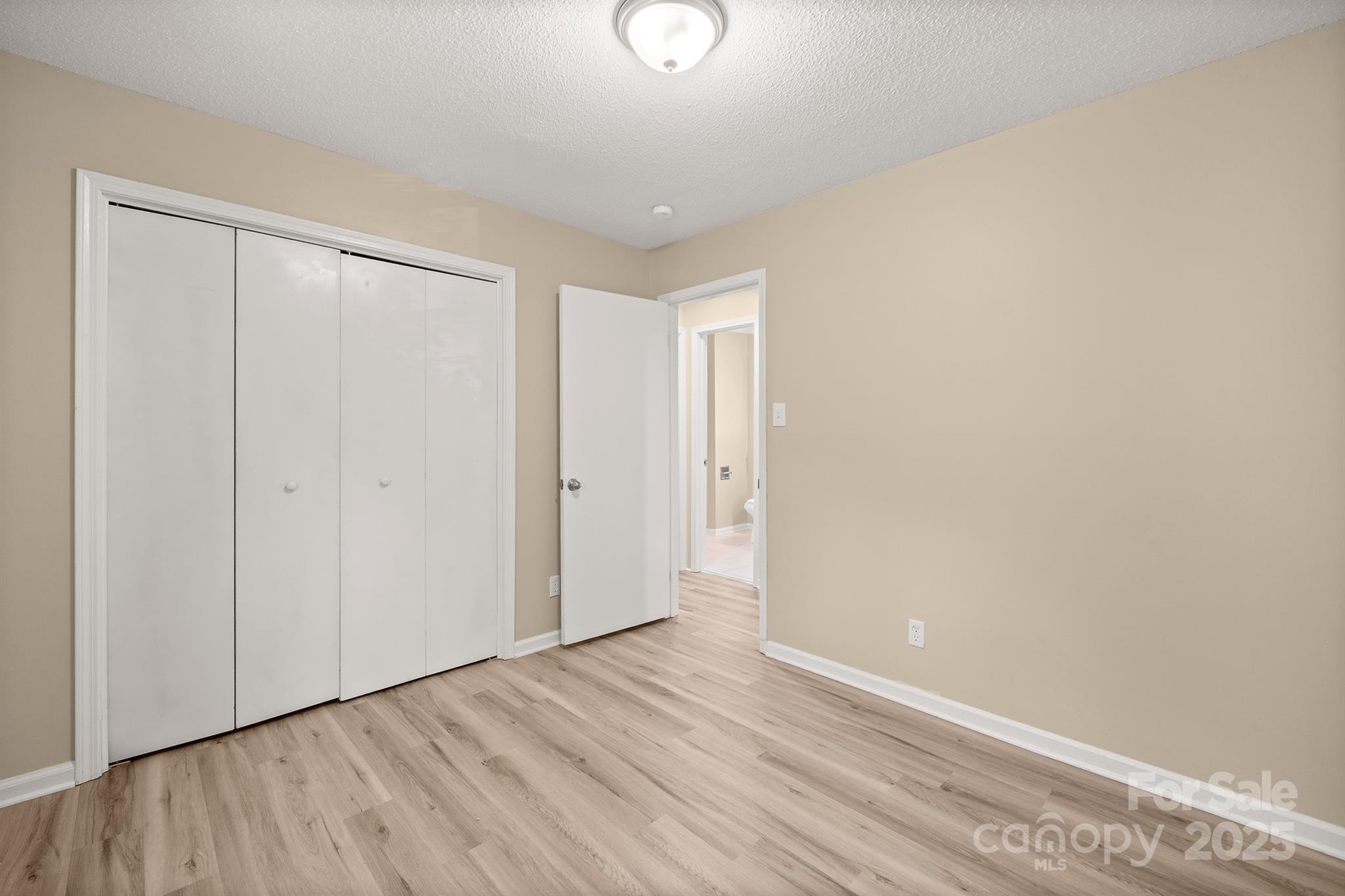 Tega Cay - Residential