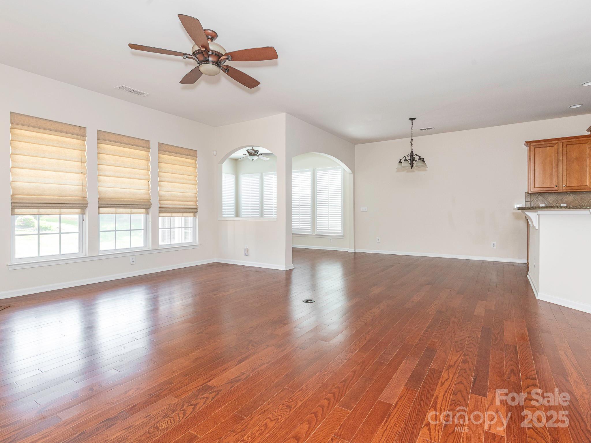 43014 Mimosa Court