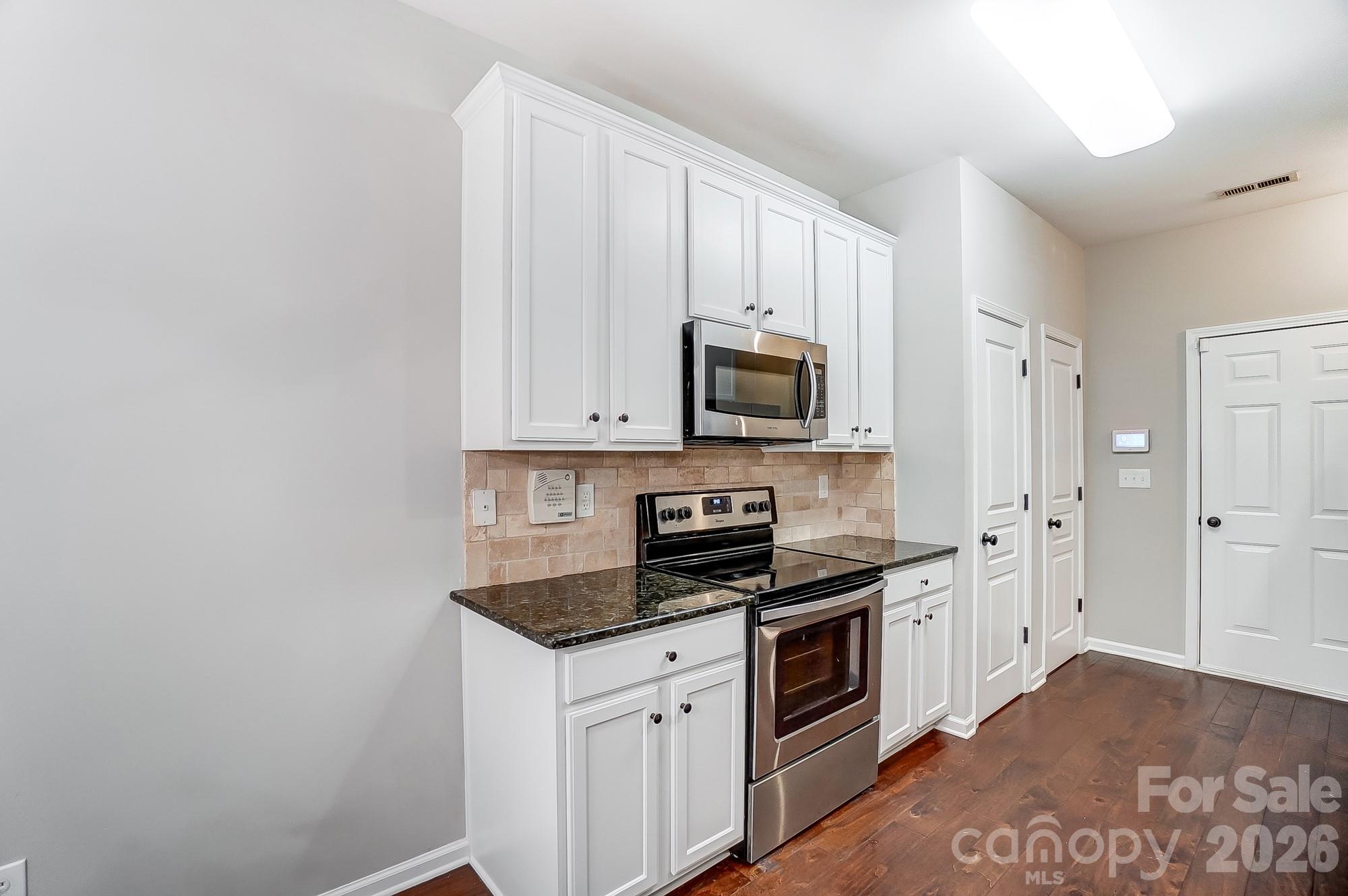 Villages Of Avonlea - Residential
