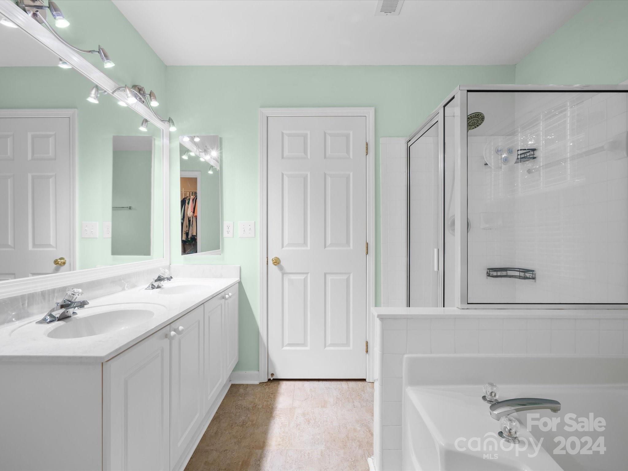 Knightsbridge - Residential