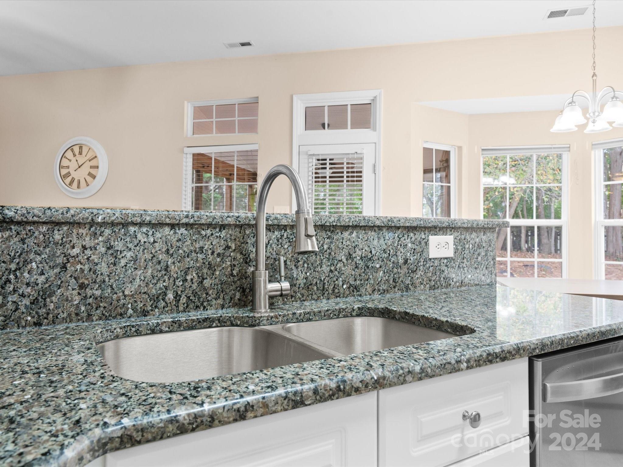 Knightsbridge - Residential