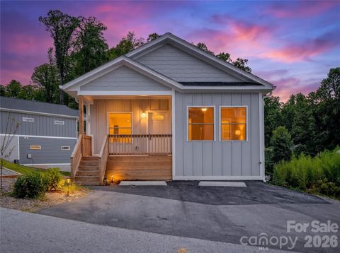 Photo of 127 Northbend Drive, Asheville, NC 28804 (MLS # 4353731)